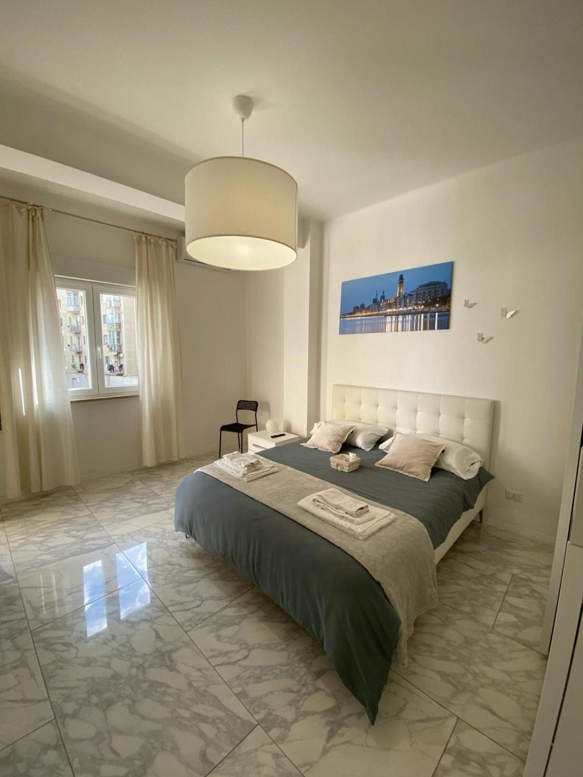 בארי Ennio Rooms מראה חיצוני תמונה